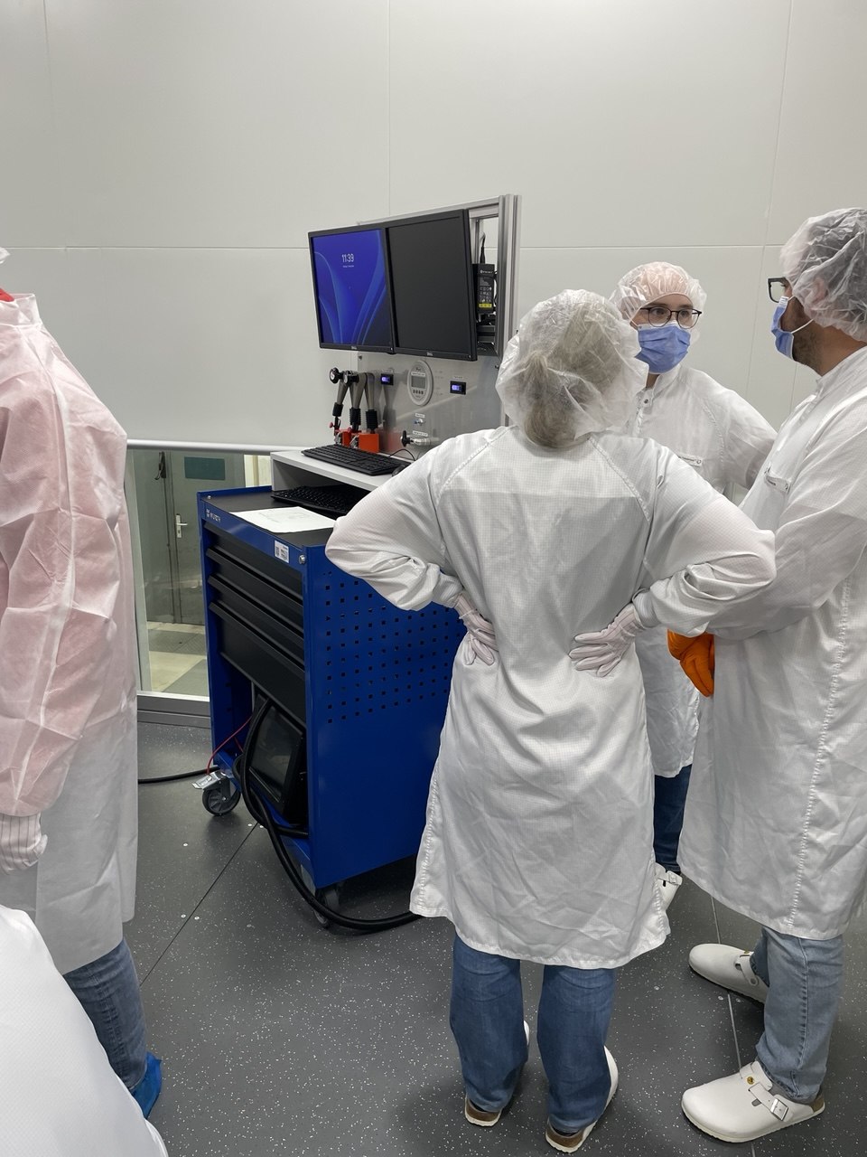 Orbital welding kit for the titanium capillaries